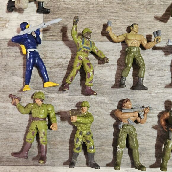Vintage 1980s Mattel GUTS! Action Figure Lot 18 Minifigure Several Varieties VTG - Picture 3 of 11